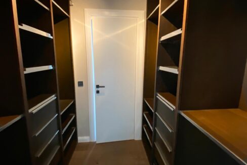 3c800dba-09ff-418d-ba7d-f38c4a8120cd