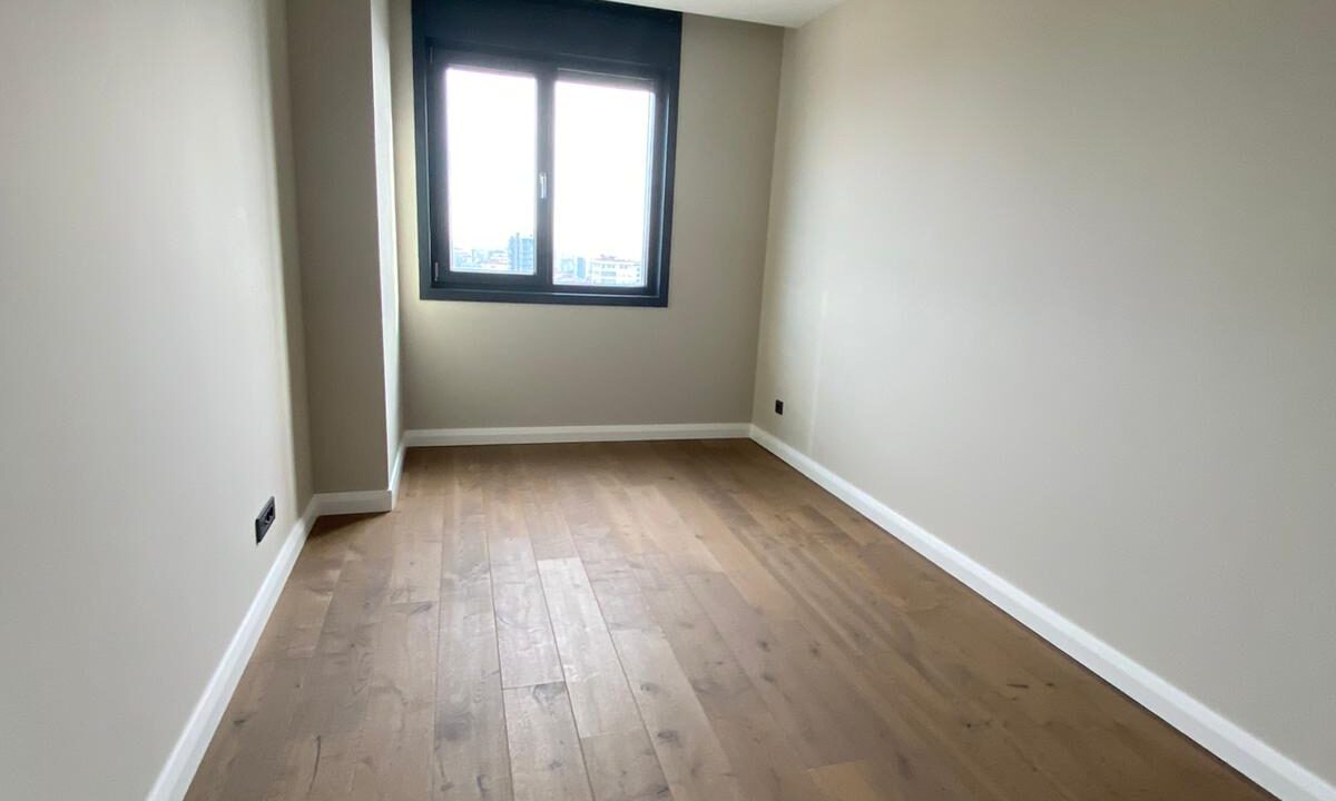 8d33e1d9-f399-4611-97ba-854cb72d8a59