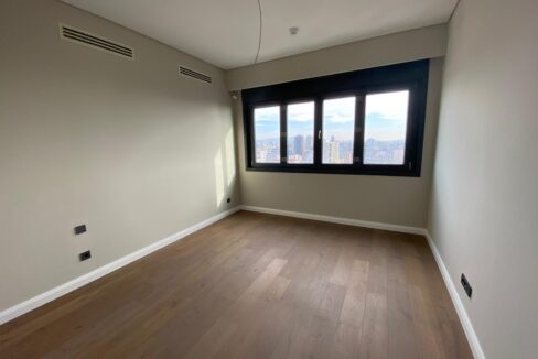 8d49c2e7-e0c6-490b-8d93-fdf391c65fd5