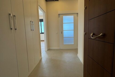 9445cd24-24d3-4adb-b5ed-890962b7bfe0