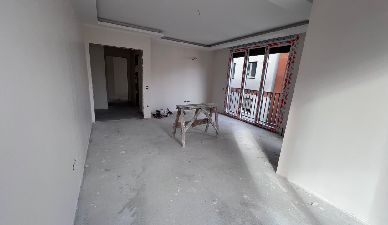 WhatsApp Image 2024-11-18 at 10.35.19 (4)