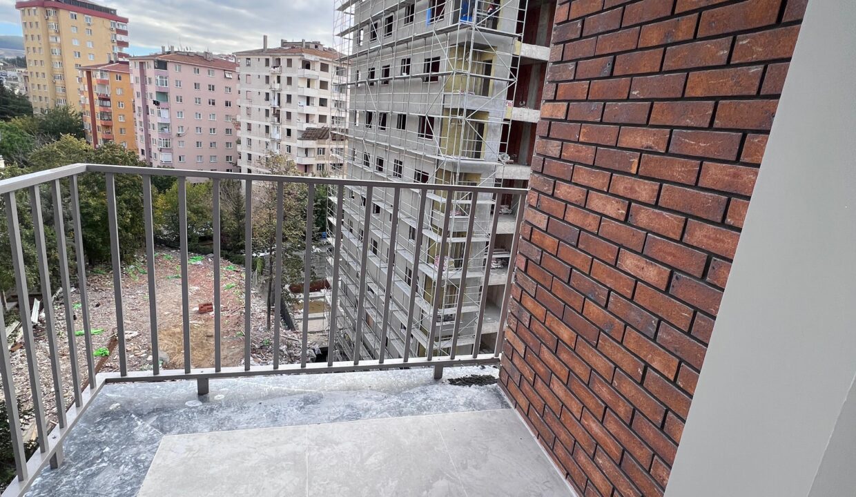 WhatsApp Image 2024-11-18 at 10.35.20 (3)