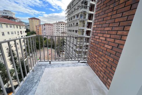 WhatsApp Image 2024-11-18 at 10.35.20 (4)