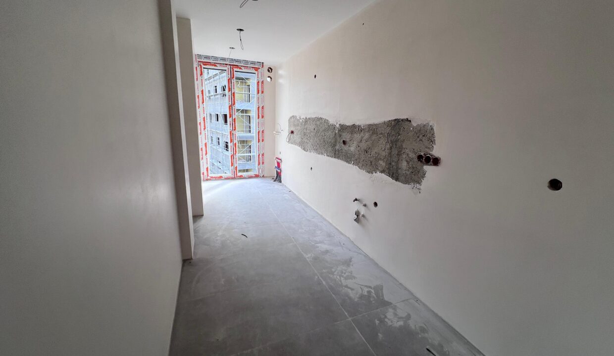 WhatsApp Image 2024-11-18 at 10.35.21