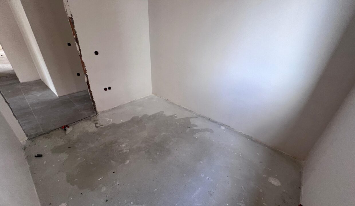 WhatsApp Image 2024-11-18 at 10.35.33 (3)