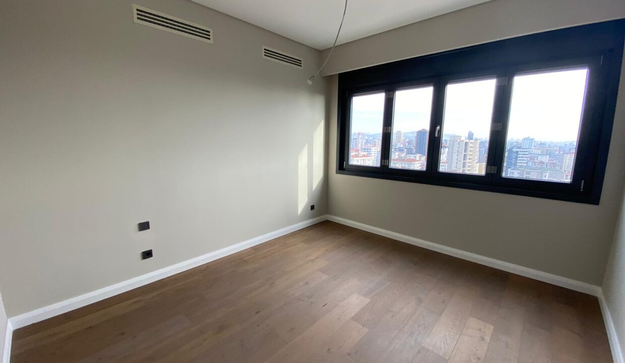 af9d609d-e6b0-42f7-8020-5ef7591de256