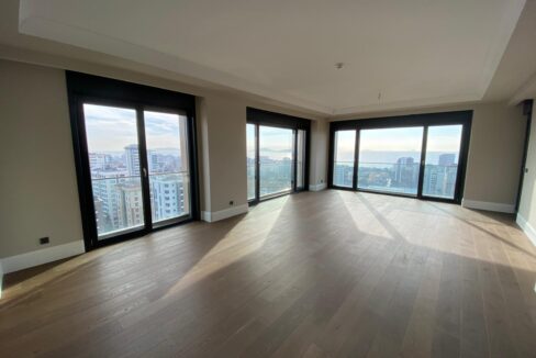 b6767aa6-c9ec-43da-92b6-a7ba65c52baa