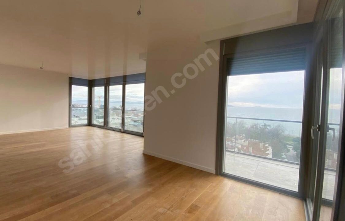 d30b79d3-60b0-4f13-9b72-31a5088390ea