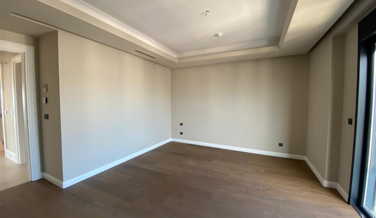 eb754648-a6e8-43ea-acf9-bc3da6dc01eb