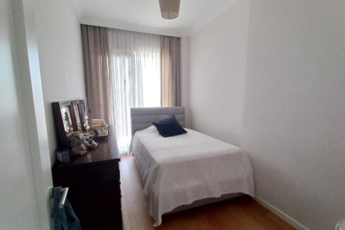 2d09a8d4-db53-4933-a606-617bd21ee919