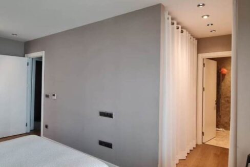 a1c9a93b-f6f6-419e-8529-66983350c588 (10)