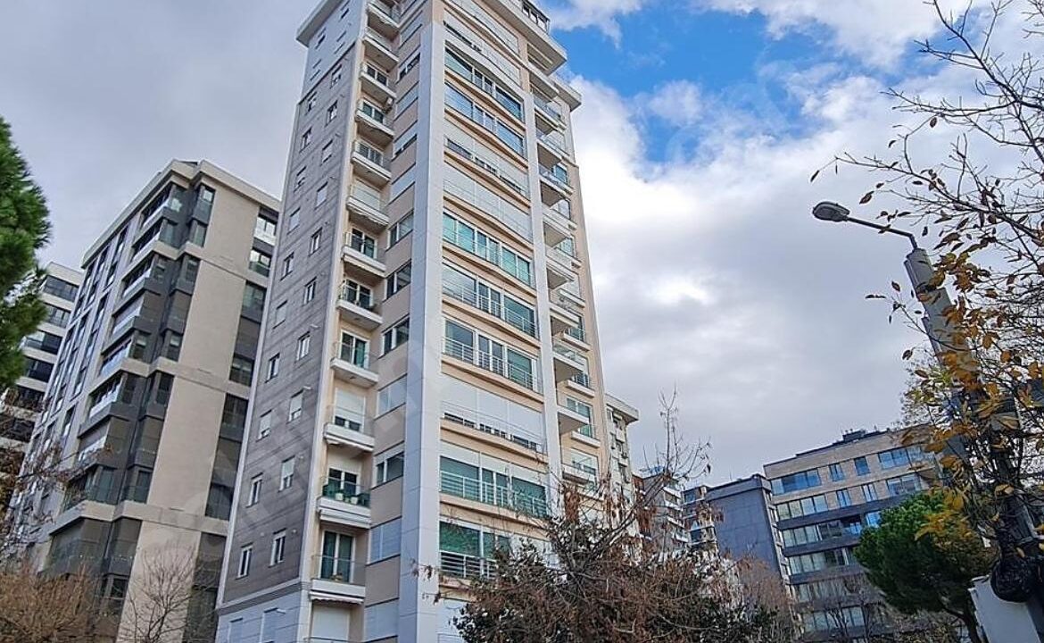 WhatsApp Image 2025-06-25 at 12.05.53 (1)