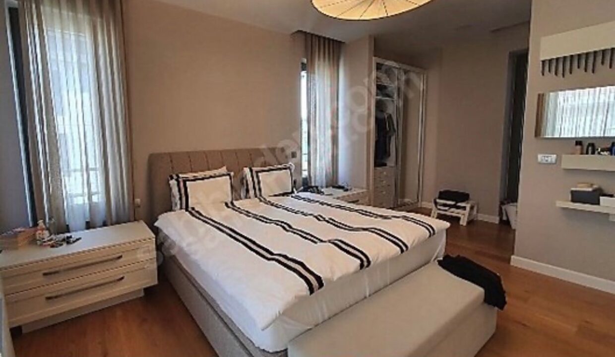 3ae135f9-7fbe-44d5-88ec-91aa52fdf010