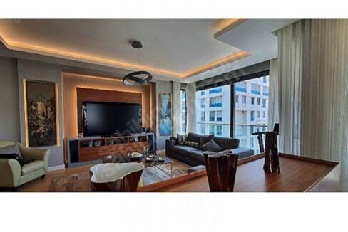 5bfdda9f-4713-4905-a990-2702fbd41b31