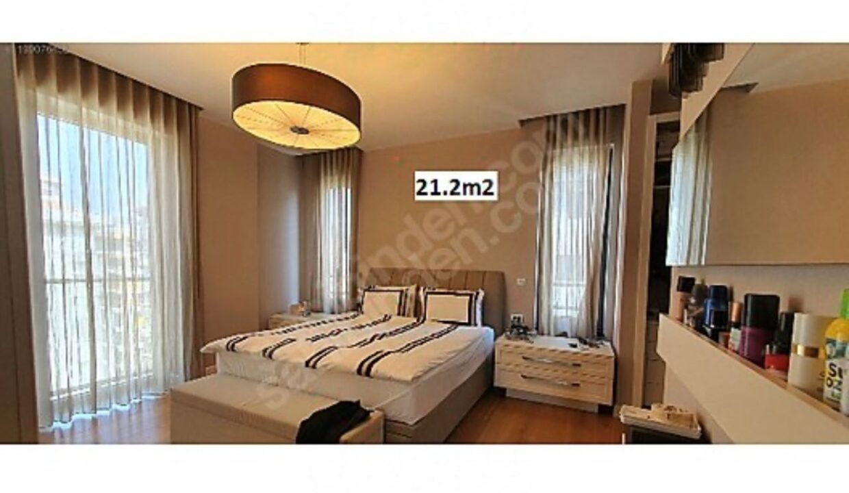 d4dec1b5-f941-4594-ae2a-071a59475897 (1)