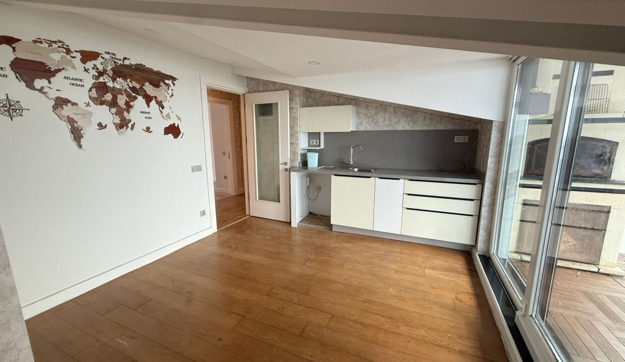 WhatsApp Image 2026-03-05 at 09.41.43 (4)