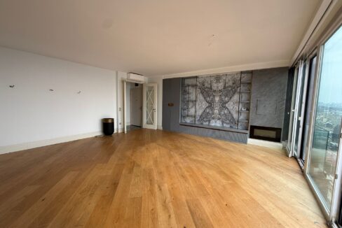 WhatsApp Image 2026-03-05 at 09.41.44 (2)