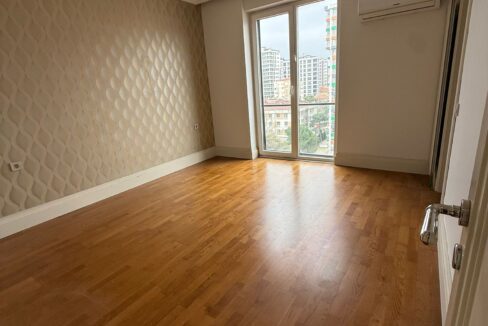 WhatsApp Image 2026-03-05 at 09.41.44 (3)