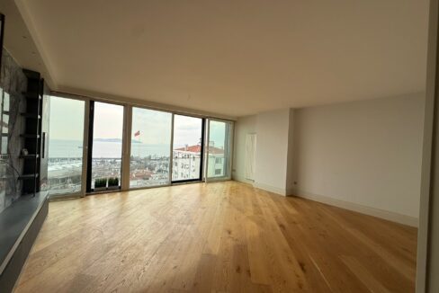 WhatsApp Image 2026-03-05 at 09.41.44