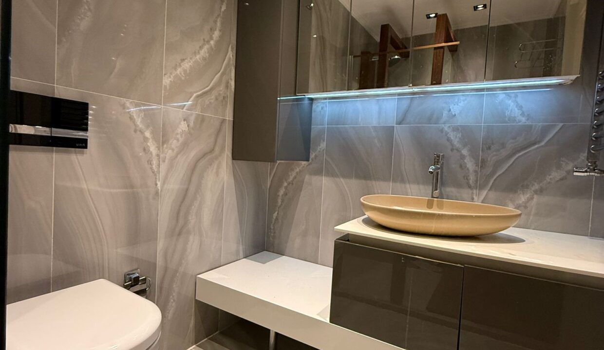 WhatsApp Image 2026-03-05 at 09.41.45 (2)