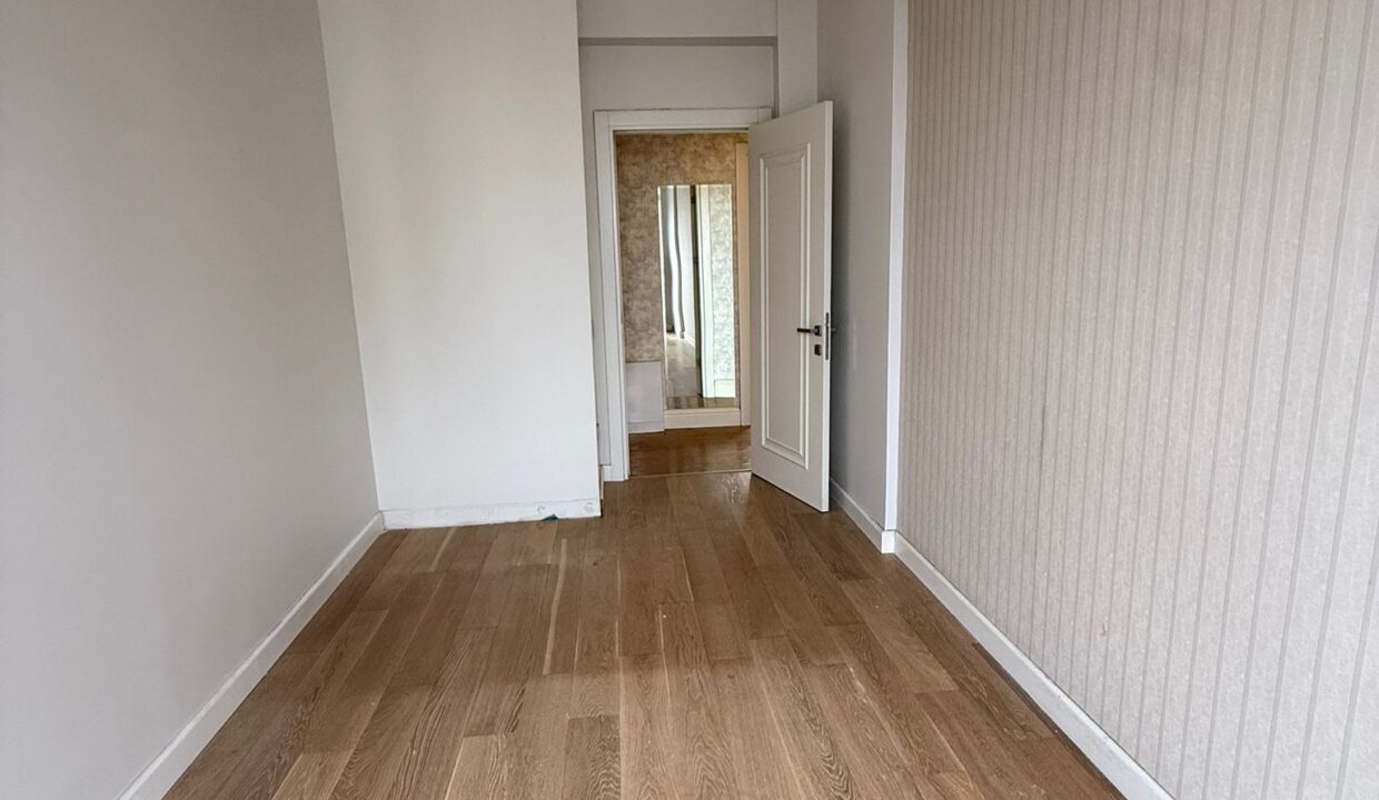 WhatsApp Image 2026-03-05 at 09.41.49 (3)