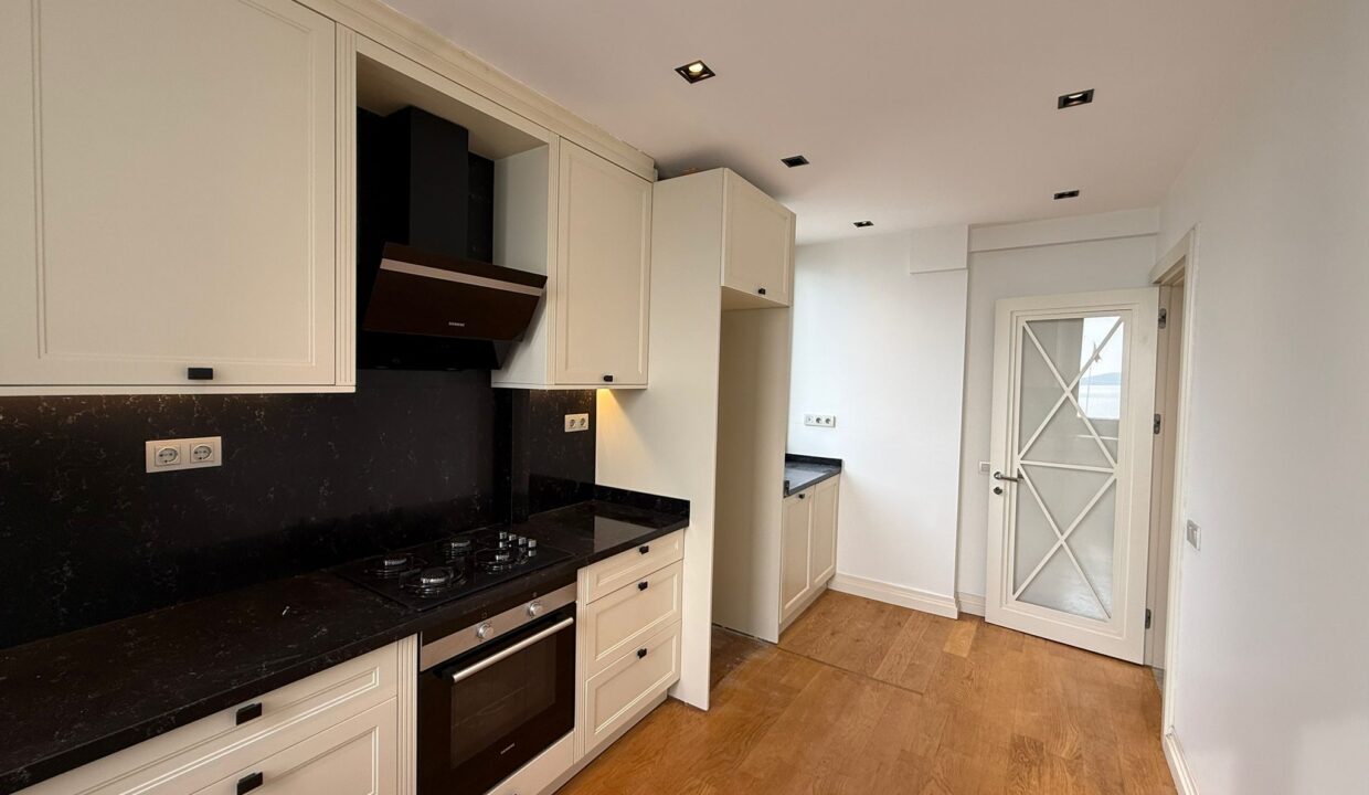 WhatsApp Image 2026-03-05 at 09.41.50 (1)