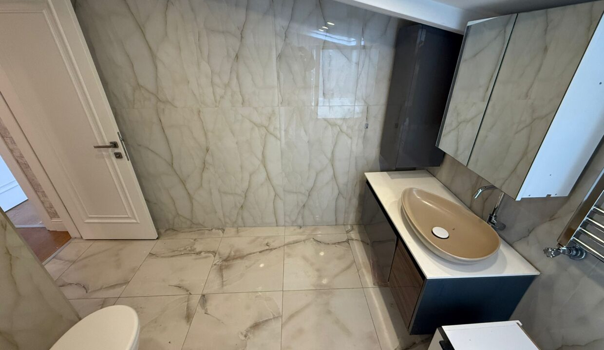 WhatsApp Image 2026-03-05 at 09.41.50 (3)