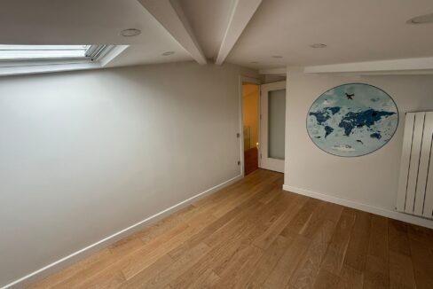 WhatsApp Image 2026-03-05 at 09.41.50